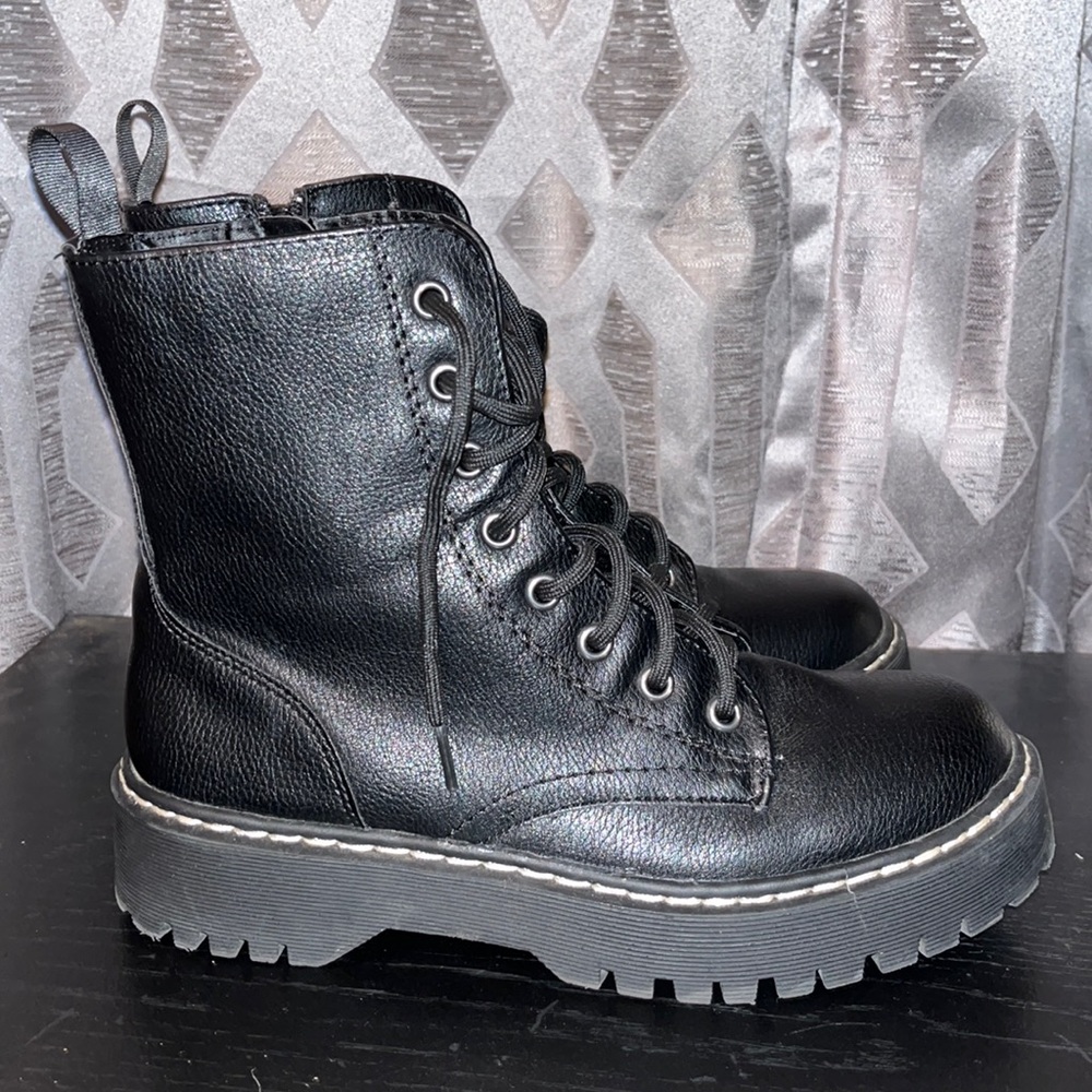 Sincerely Jules Black Harley Combat Boots, size 6.5. Used 3x